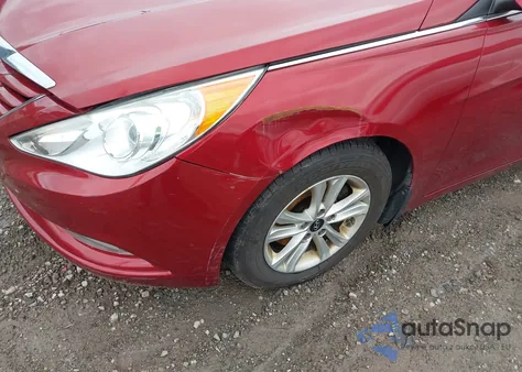 2013 Hyundai Sonata Gls z USA, uszkodzony, nr VIN 5NPEB4AC4DH551931